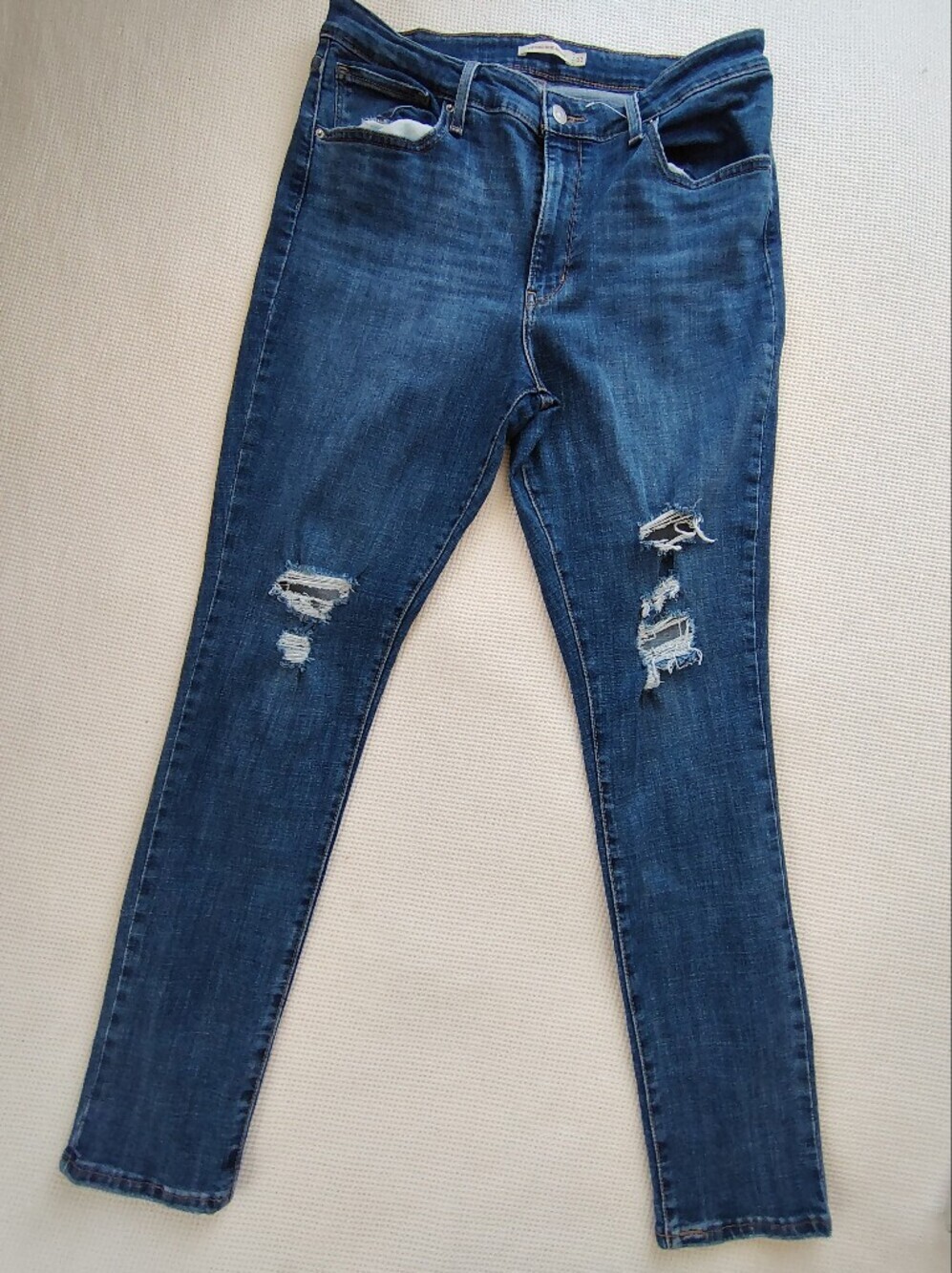 Levi's 721 Distressed Skinny Jeans - Dark Blue Size 33.